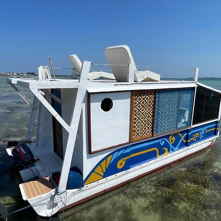 Omah Alchy Cottages Karimunjawa Esterno foto
