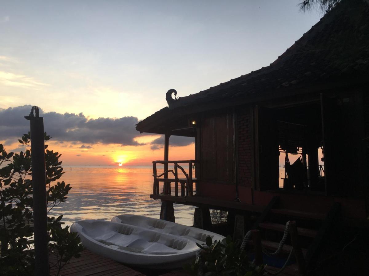 Omah Alchy Cottages Karimunjawa Esterno foto