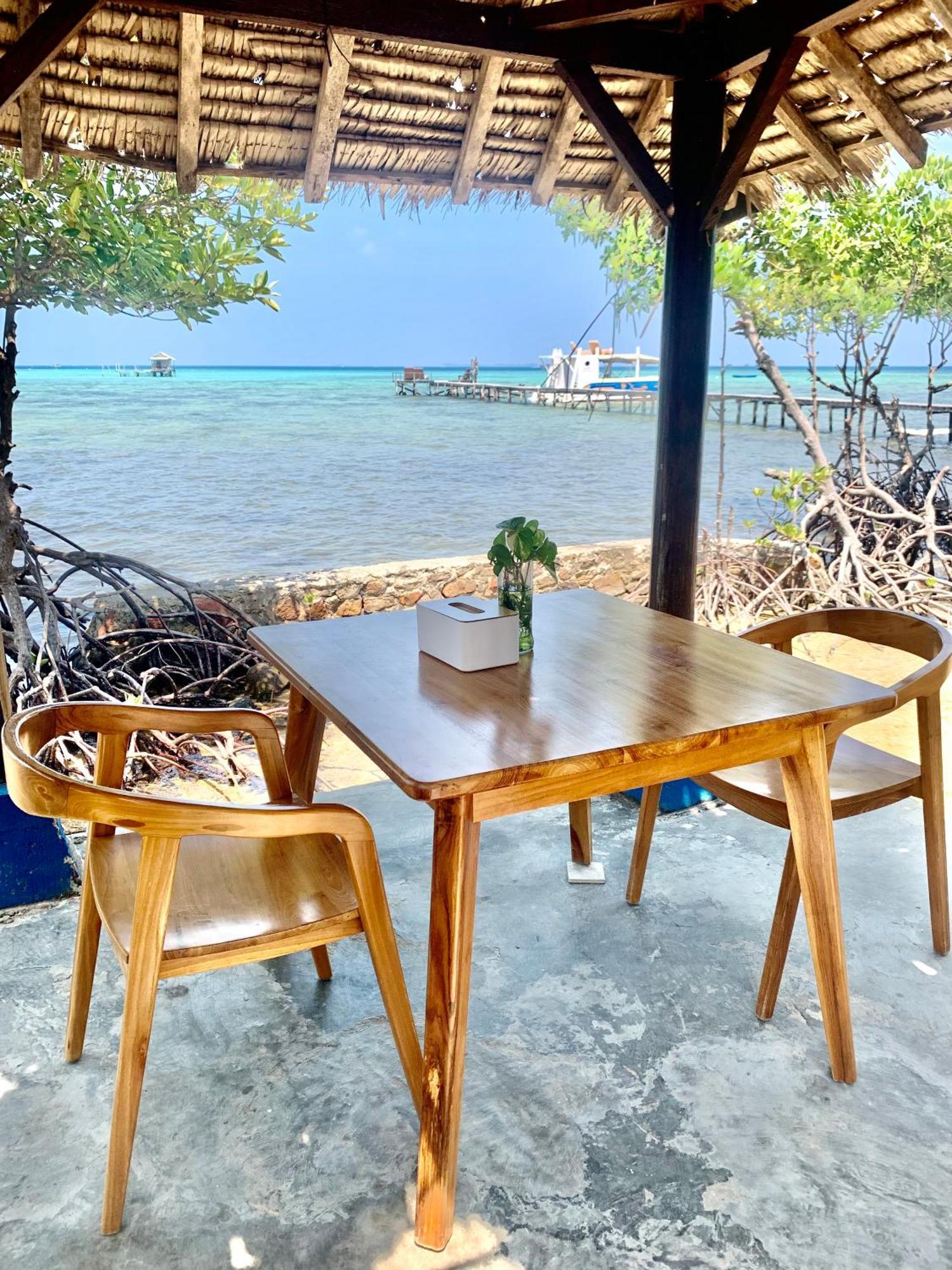 Omah Alchy Cottages Karimunjawa Esterno foto