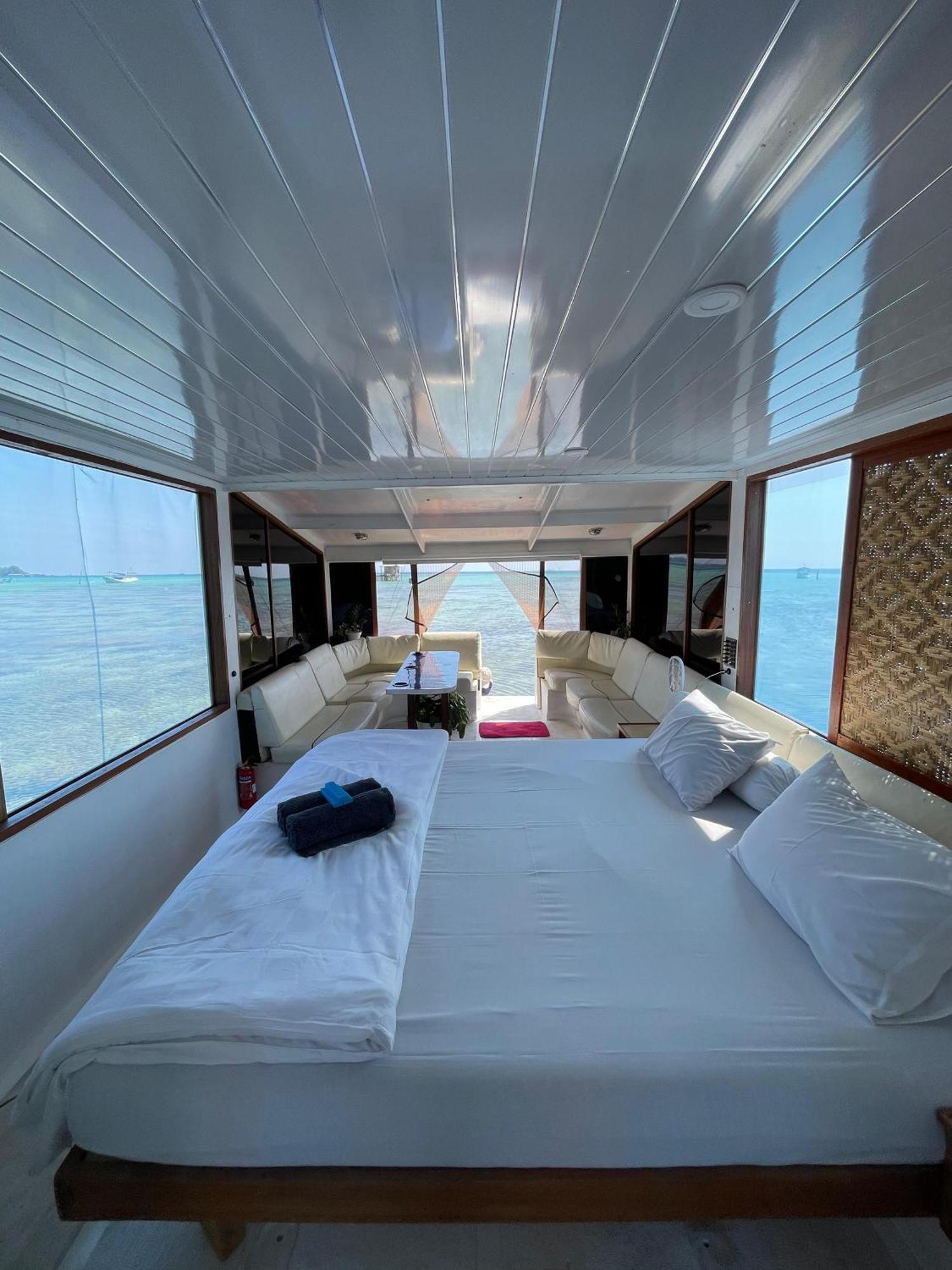 Omah Alchy Cottages Karimunjawa Esterno foto